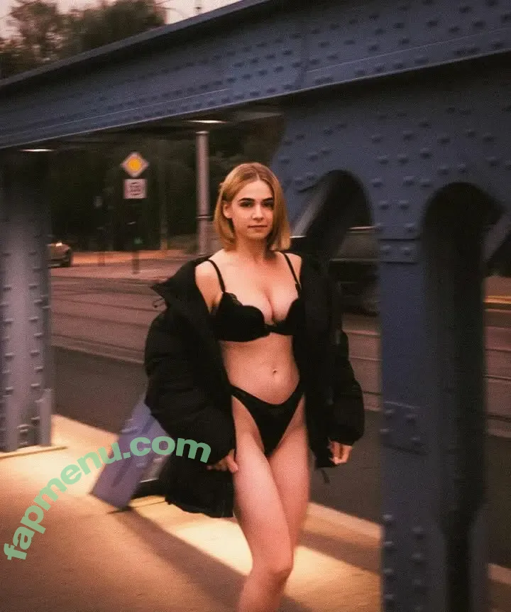 Lasonekk nude photo #0010 (Lasonekk)