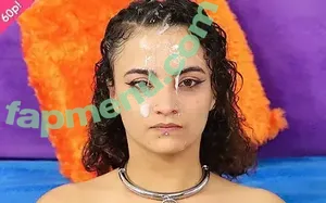  nude photo #0004