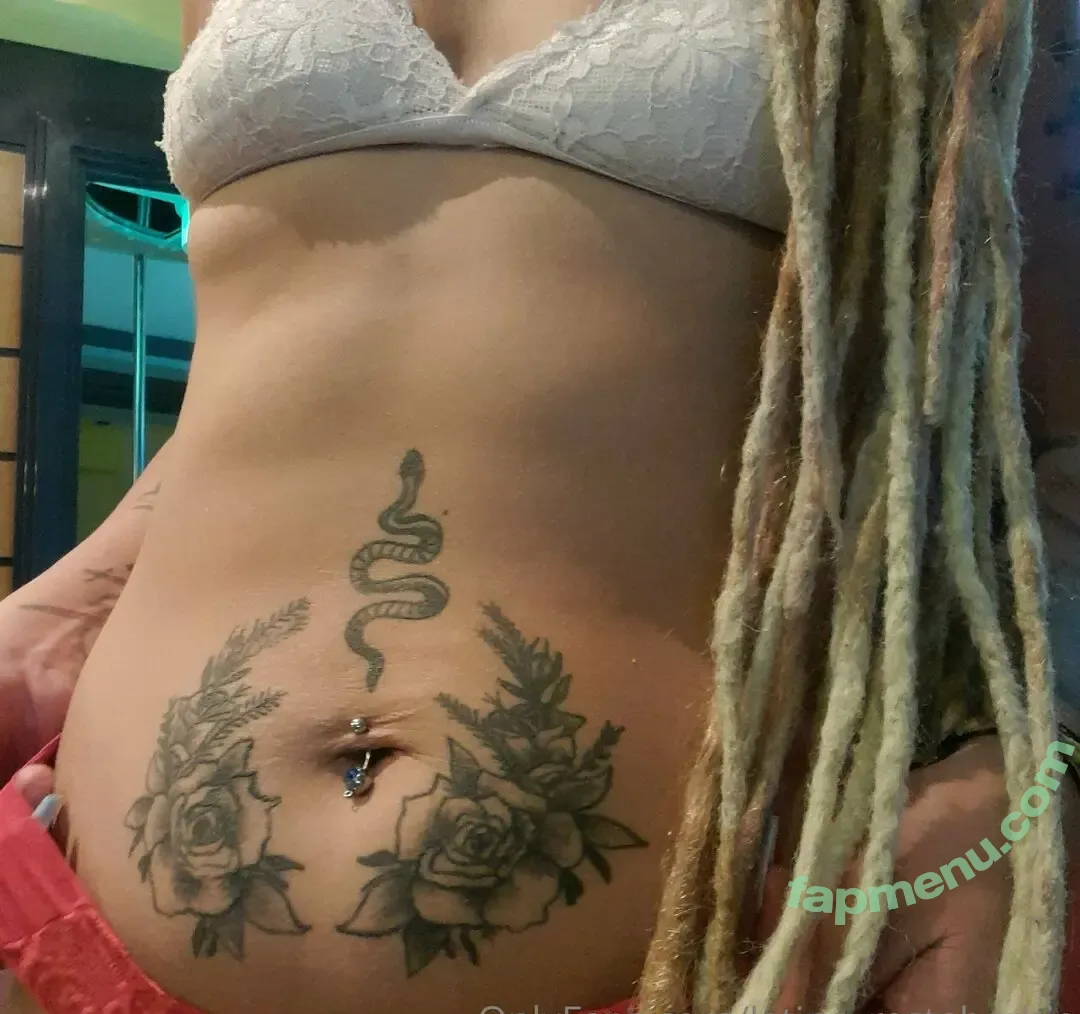 latina_rastabarbie nude photo #0003 (rastabarbieflow)