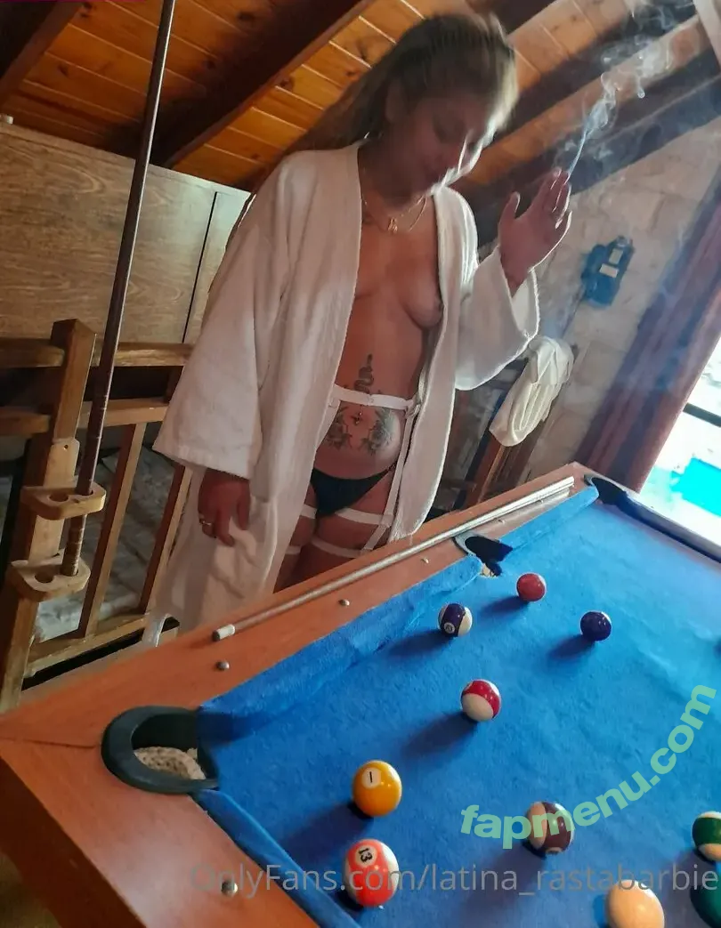 latina_rastabarbie nude photo #0020 (rastabarbieflow)