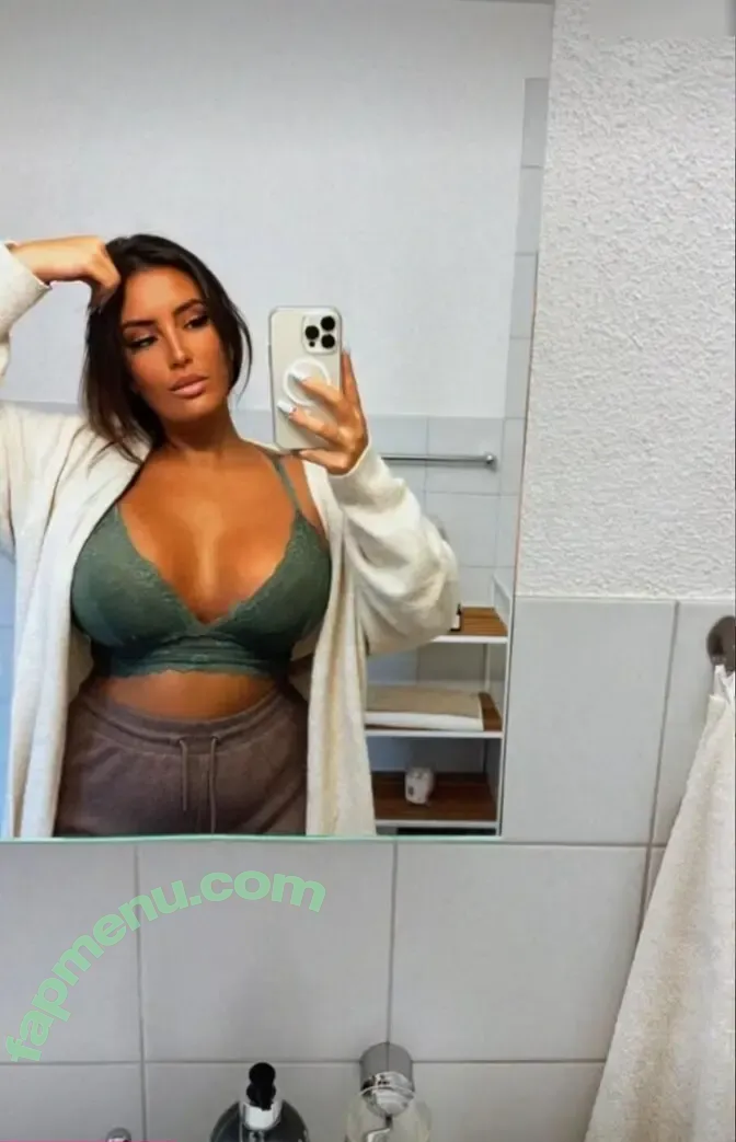 latina.sofia nude photo #0006 (latina.sofia)