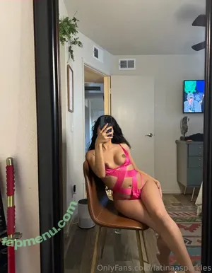 latinaasparkles / biannncaa nude photo #0028