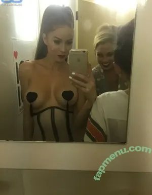  nude photo #0030