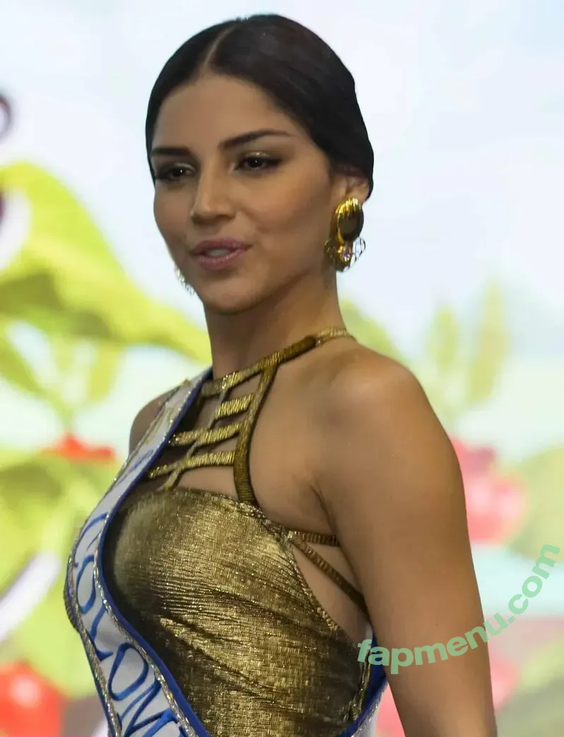 Laura Gonzalez nude photo #0001 (Laura Gonzalez)