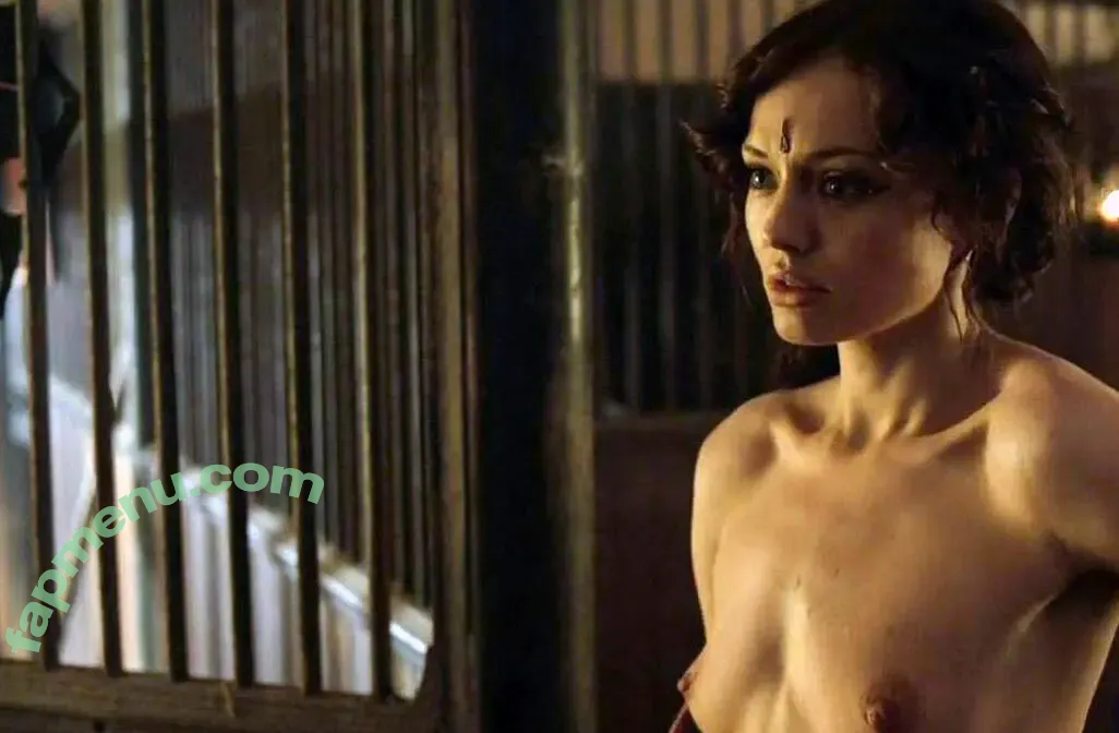 Laura Haddock nude photo #0002 (Laura Haddock)