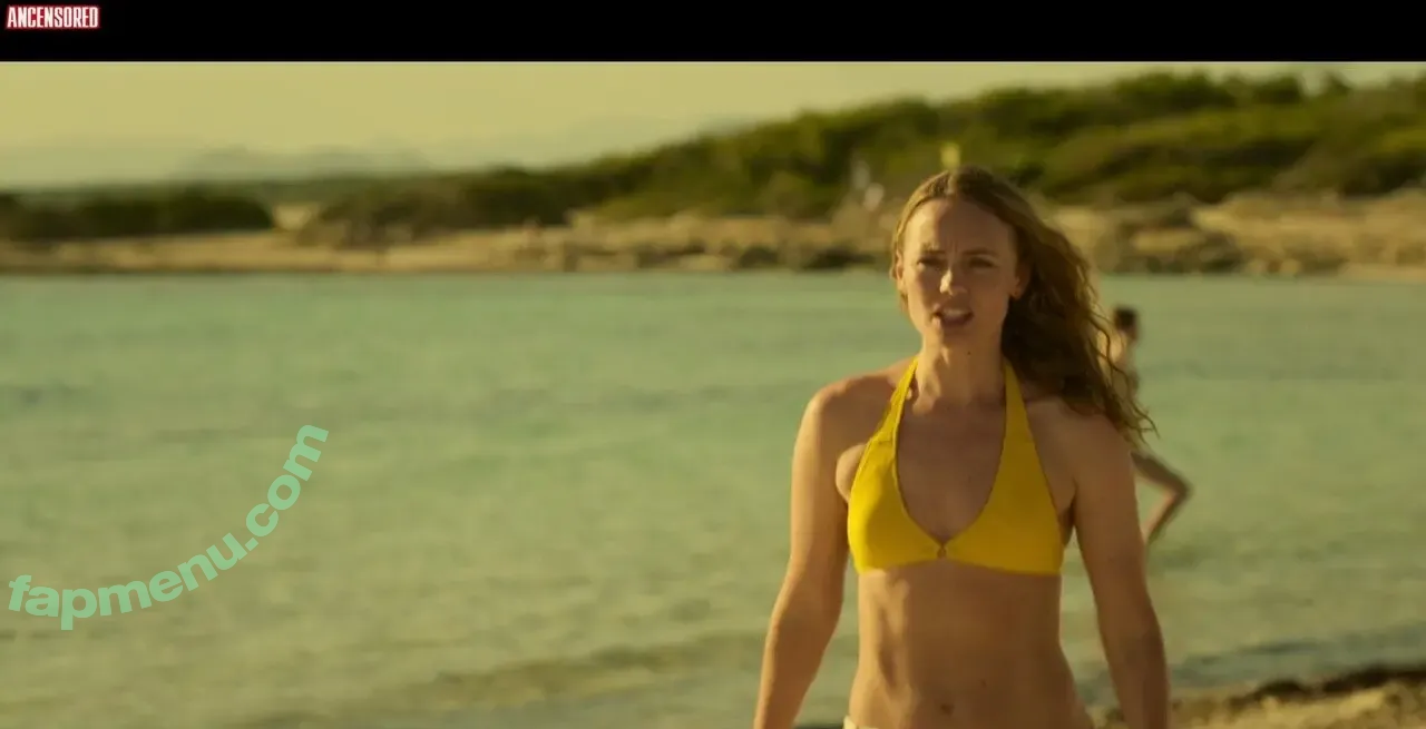 Laura Haddock nude photo #0009 (Laura Haddock)