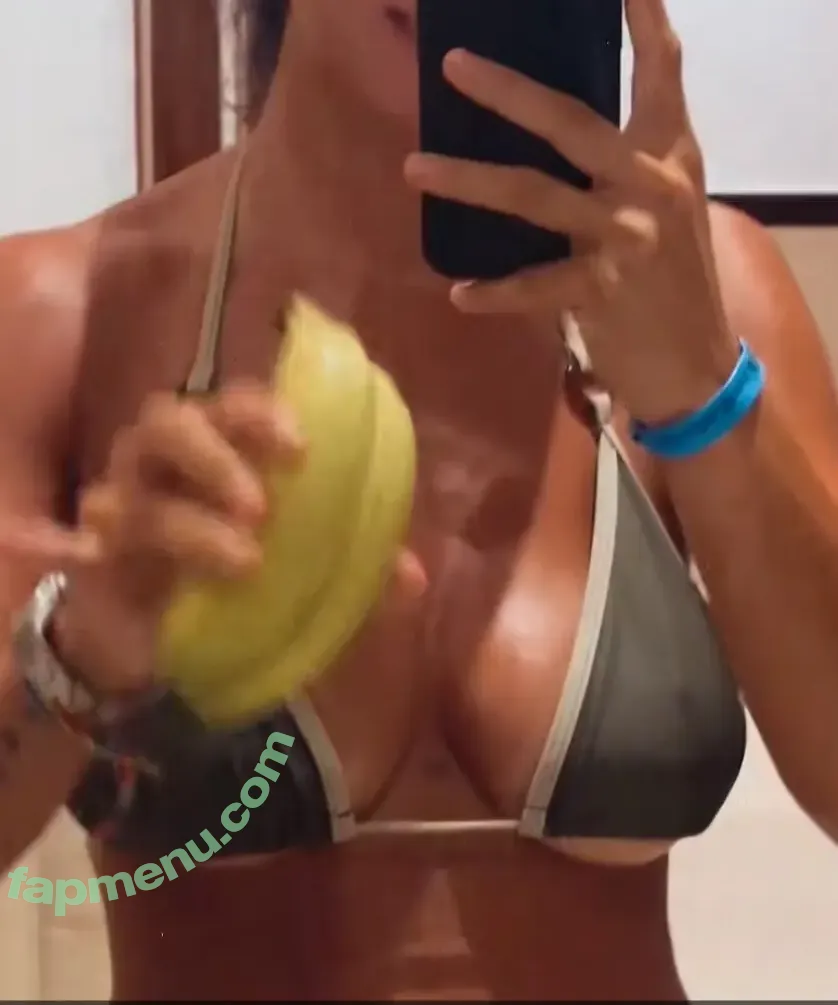 Laura Petard nude photo #0230 (action / laura_petard)
