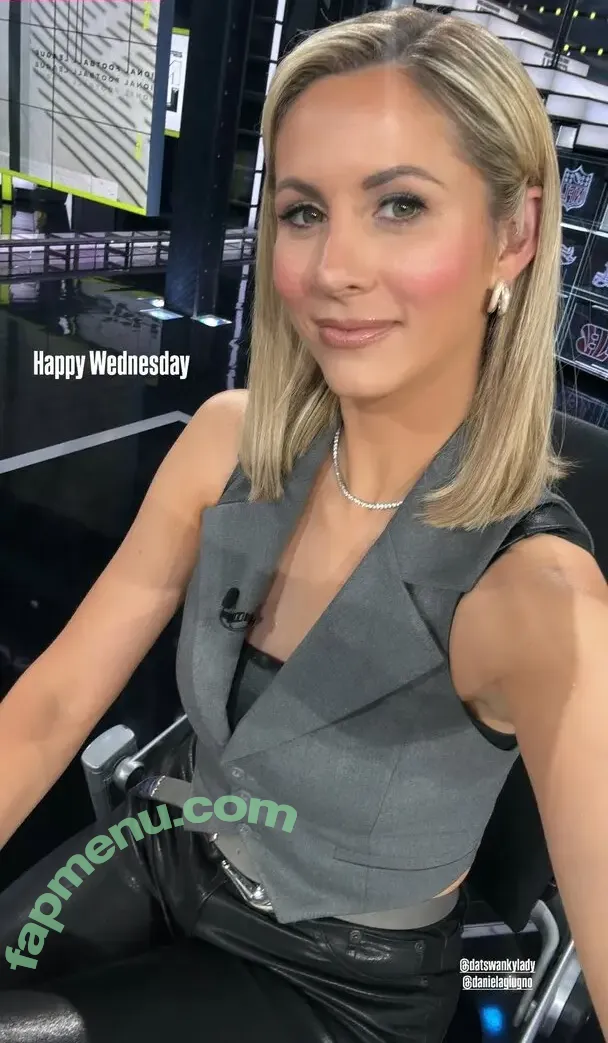 Laura Rutledge nude photo #0124 (lauramrutledge)