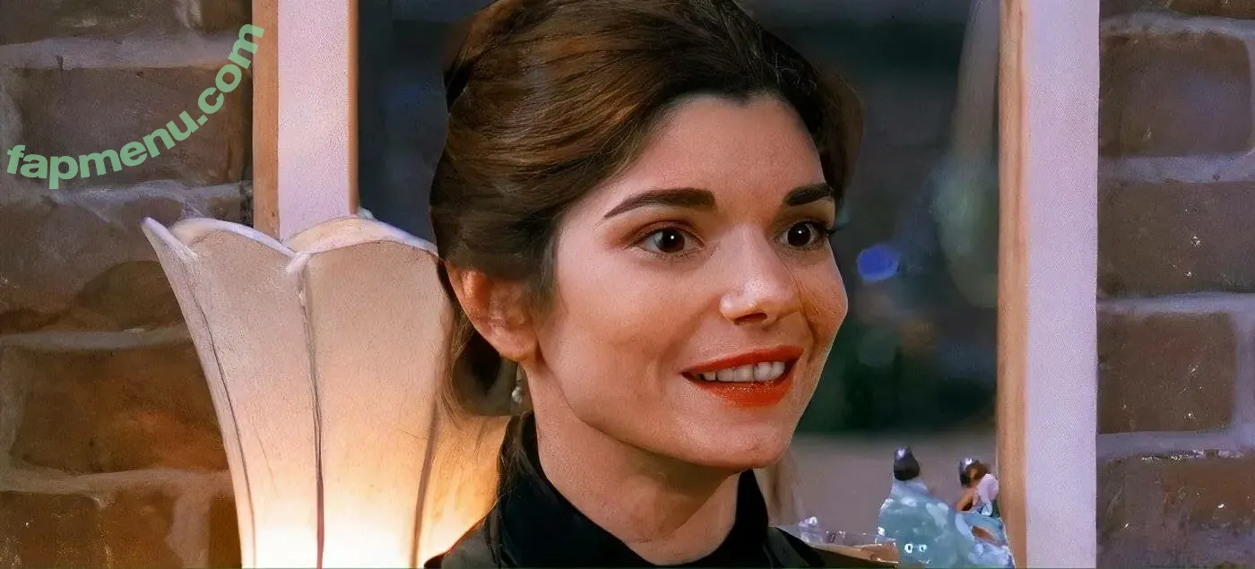 Laura San Giacomo nude photo #0019 (Laura San Giacomo)