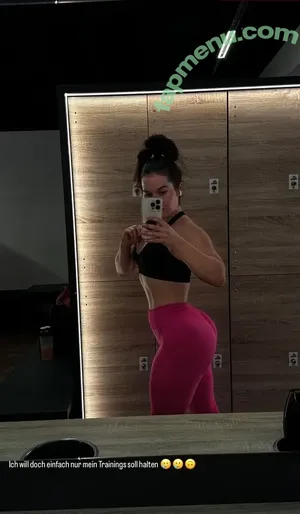 Laura Sophie aka laurafitsophie / laurachesnok / slarusha nude photo #0042