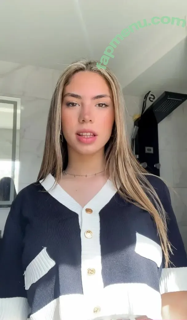 lauraalguaciil nude photo #0048 (lauramuellerofficial)