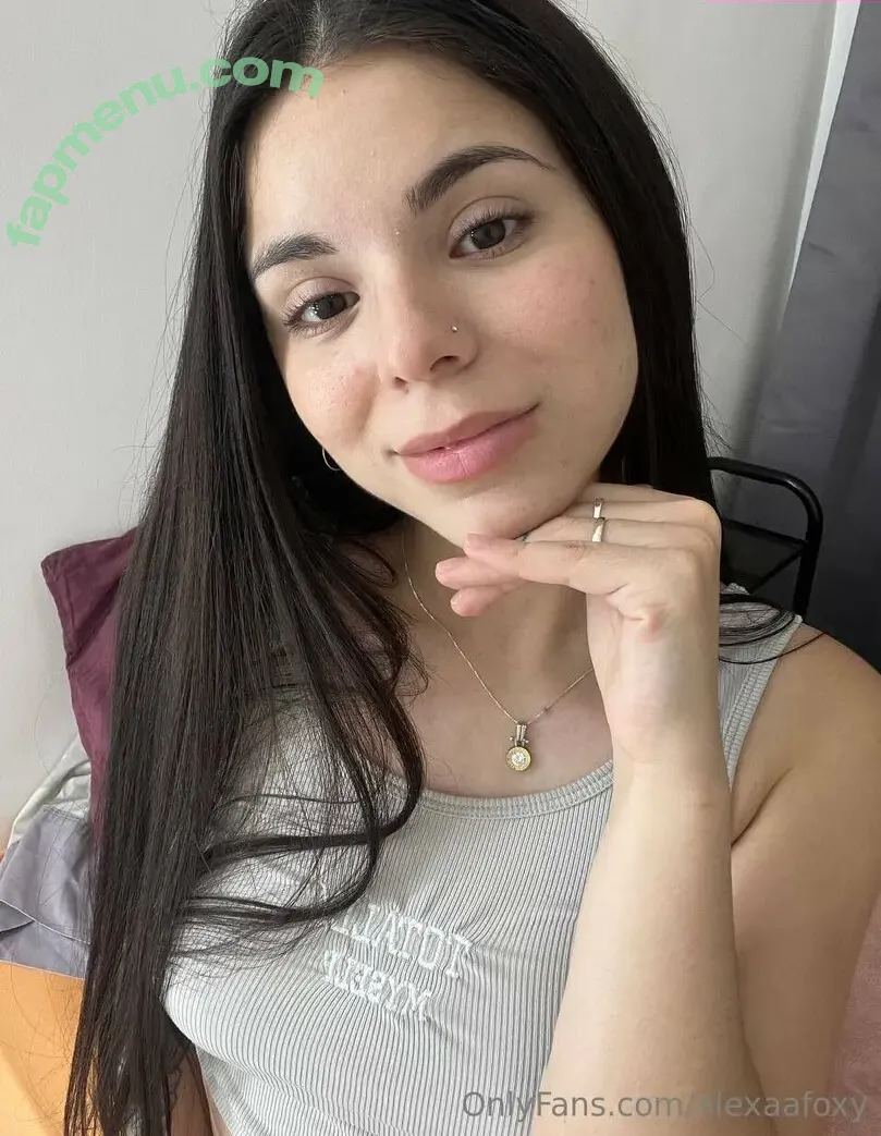 laurafpg nude photo #0013 (laura.fpg)