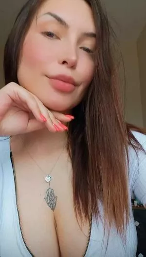 lauratavora / gabyguterres2021 / umapave nude photo #0038