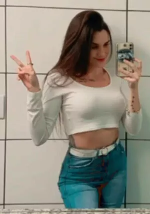 lauratavora / gabyguterres2021 / umapave nude photo #0074