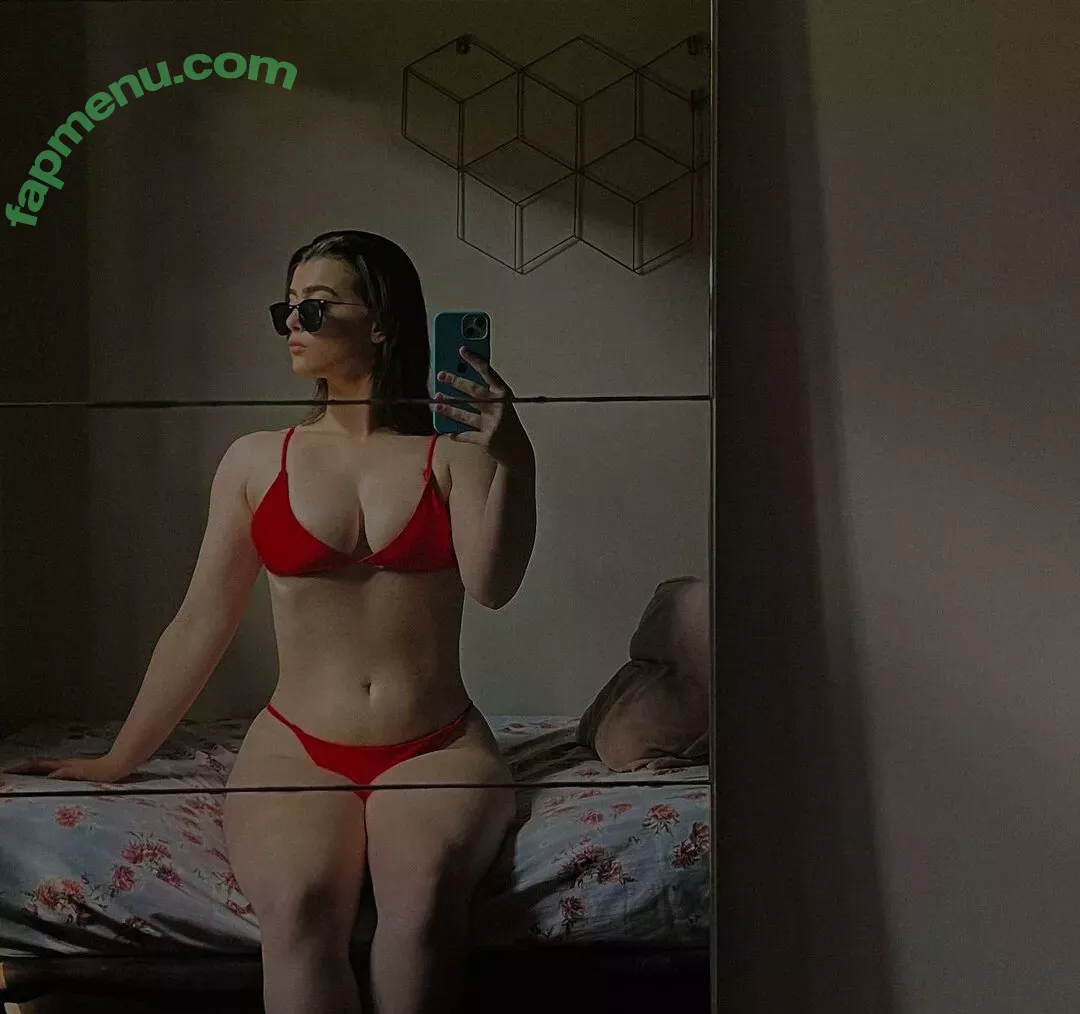 lauratavora nude photo #0032 (gabyguterres2021 / umapave)