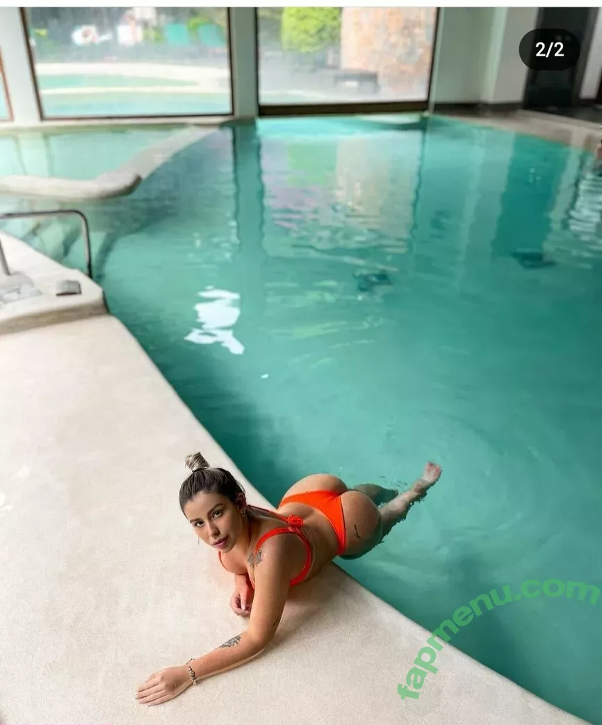 lauratavora nude photo #0060 (gabyguterres2021 / umapave)