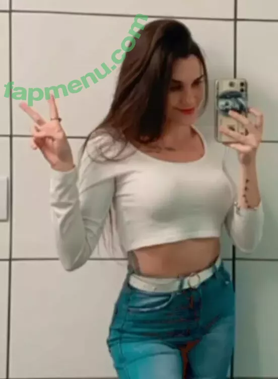 lauratavora nude photo #0074 (gabyguterres2021 / umapave)