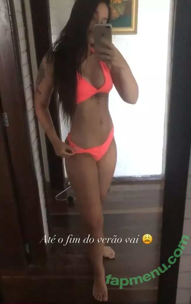 lauratavora nude photo #0129 (gabyguterres2021 / umapave)