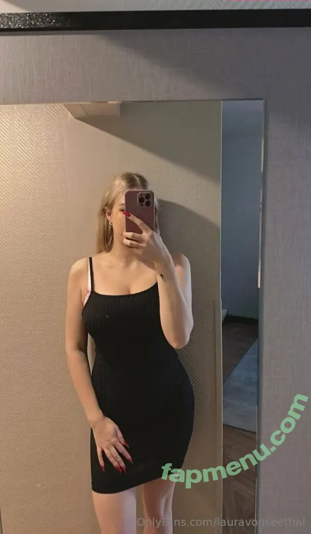 lauravonseethal nude photo #0021 (reel)