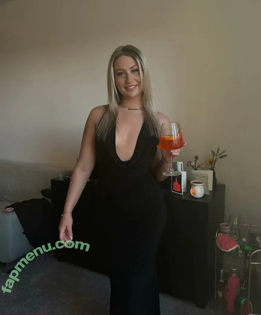 Lauren Duffy nude photo #0028 (Green Dress Girl / laurenduff_y)