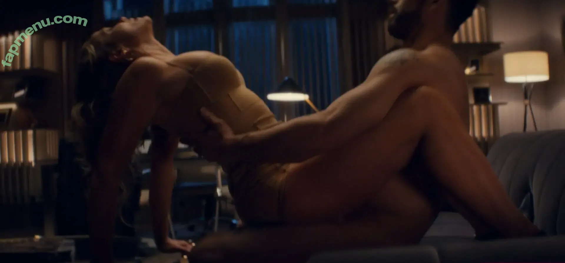 Lauren Holly nude photo #0001 (Lauren Holly)