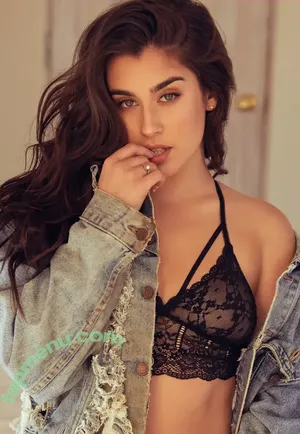 Lauren Jauregui / laurenjauregui nude photo #0012