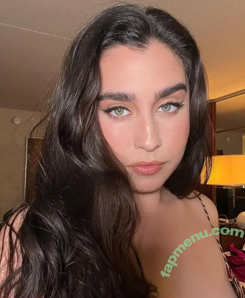 Lauren Jauregui nude photo #0024 (laurenjauregui)
