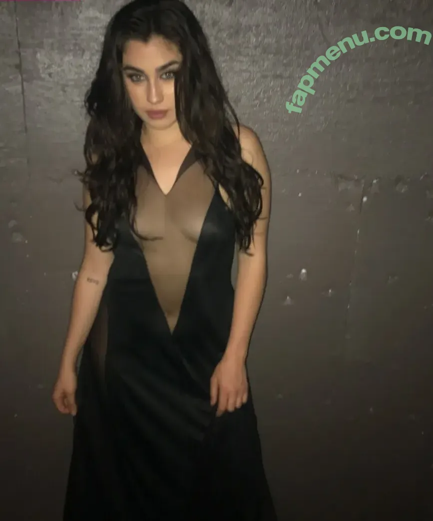 Lauren Jauregui nude photo #0122 (laurenjauregui)