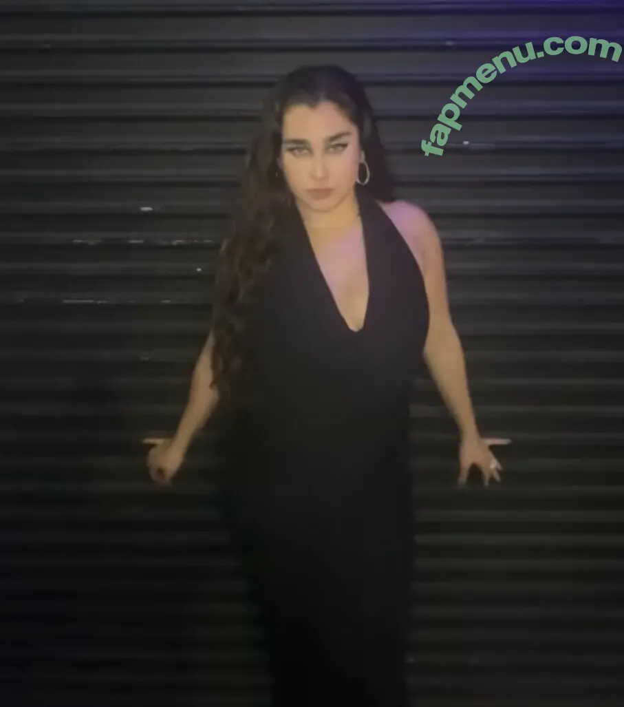 Lauren Jauregui nude photo #0178 (laurenjauregui)