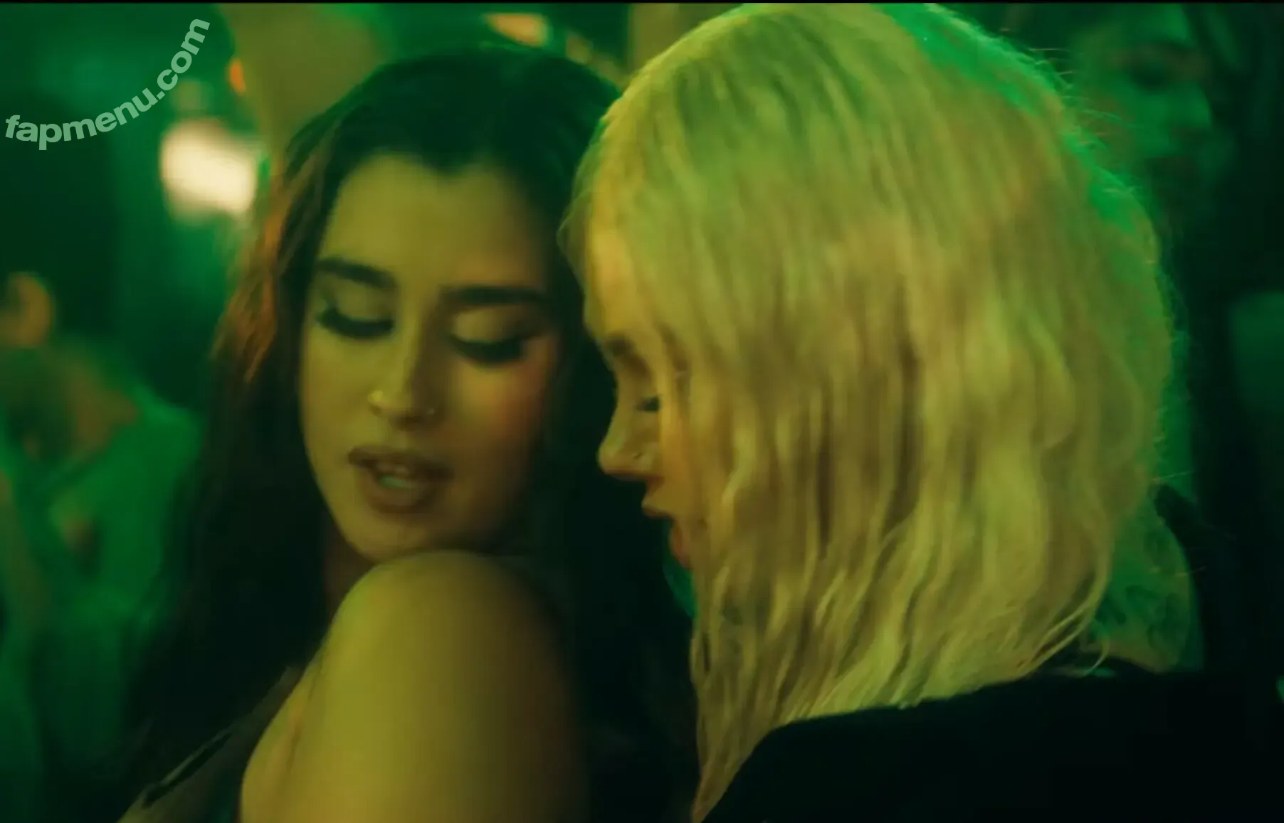 Lauren Jauregui nude photo #0204 (laurenjauregui)