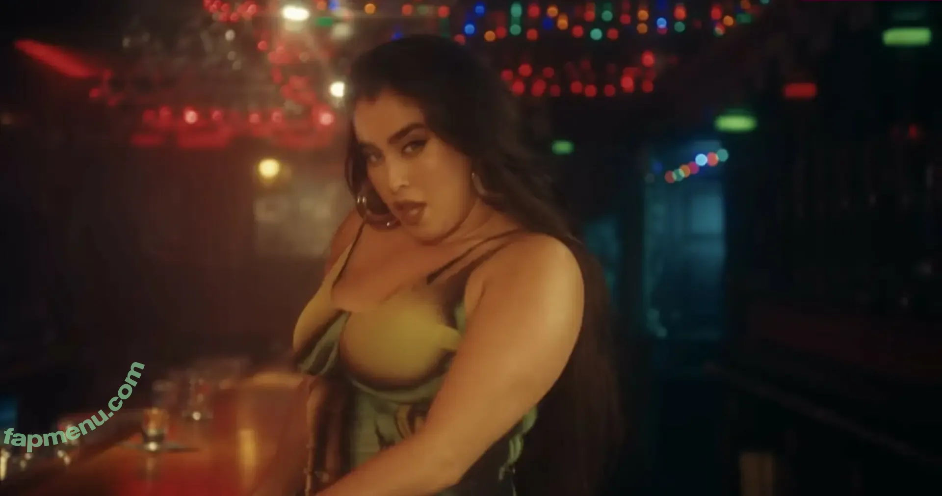 Lauren Jauregui nude photo #0211 (laurenjauregui)