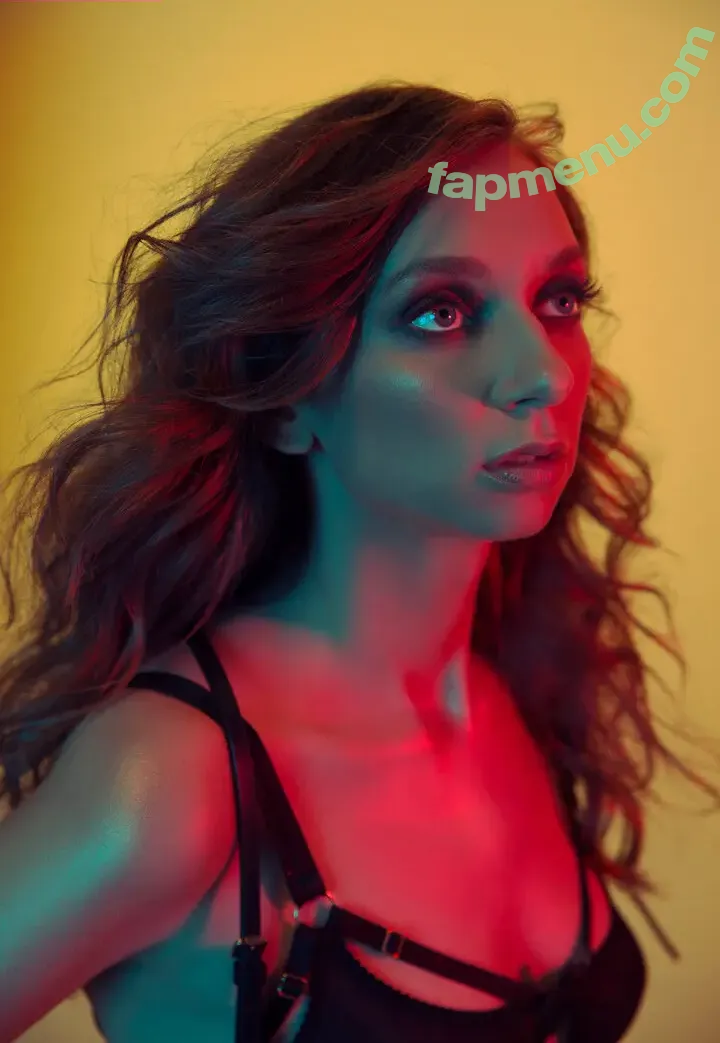 Lauren Lapkus nude photo #0034 (laurenlapkus)