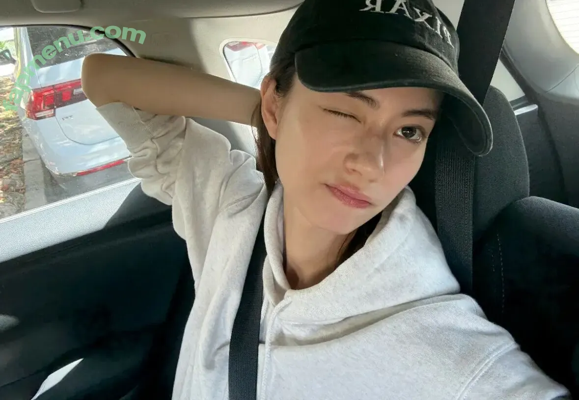 Lauren Tsai nude photo #0374 (laurentsai)