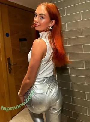  nude photo #0002
