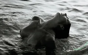 Laury Thilleman / laurythilleman nude photo #0001
