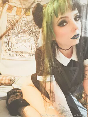 lavender_bloodlust_free / freedeadcat_woah nude photo #0001