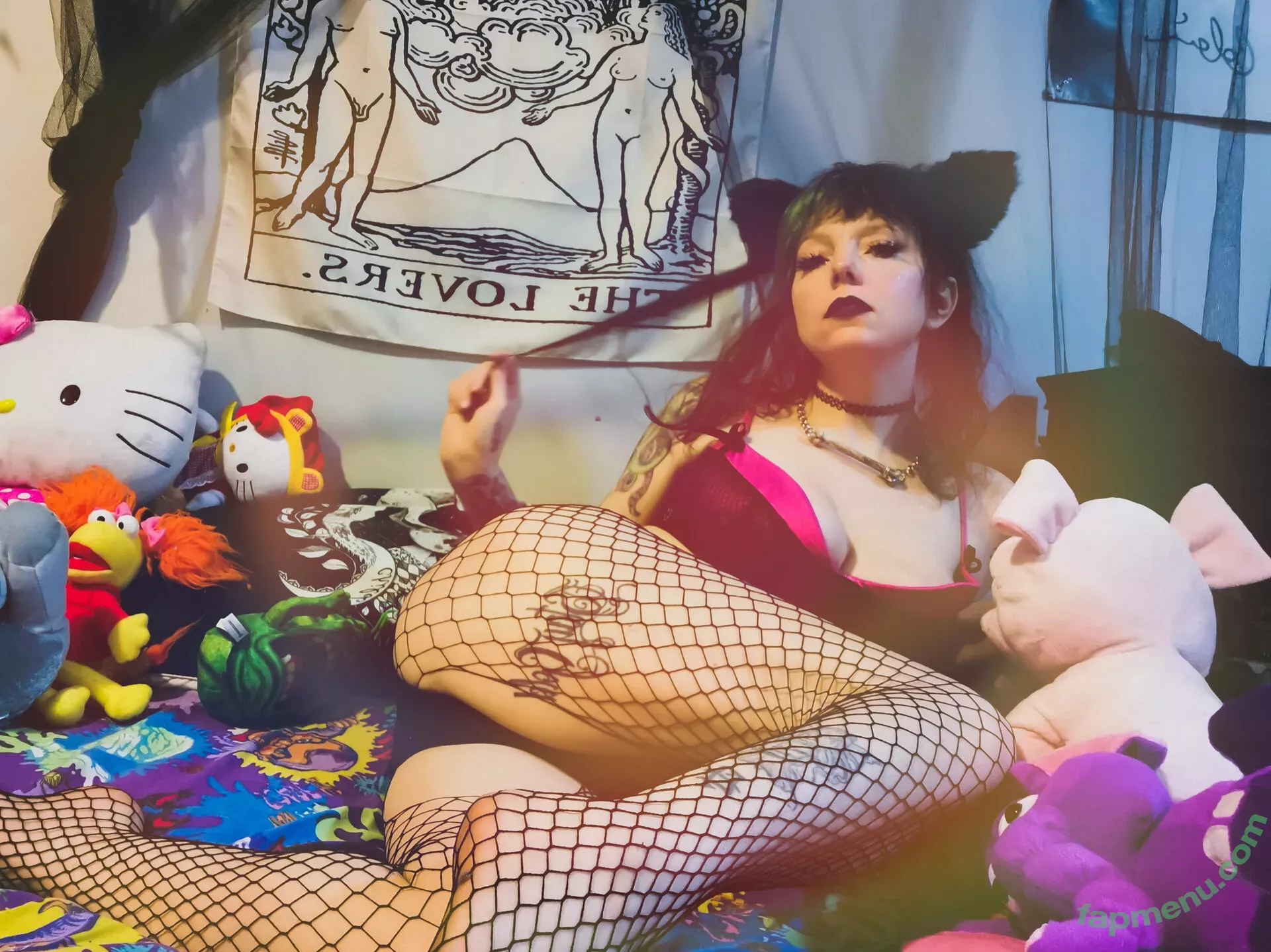 lavender_bloodlust_free nude photo #0016 (freedeadcat_woah)