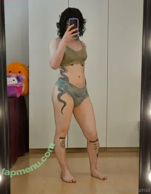 Lavendersmol nude photo #0234