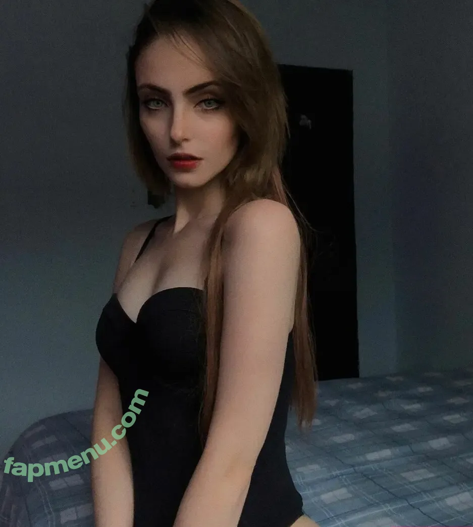 Lavinia Raizer Laahraizer nude photo #0006 (laahraizer)