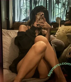 Lavnko nude photo #0001
