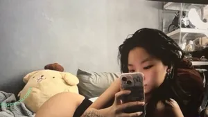 Lavnko nude photo #0002