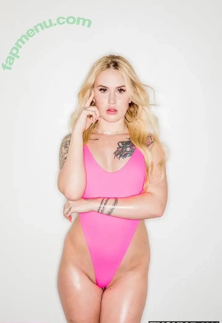 Layla Love nude photo #0039 (thelaylalove)