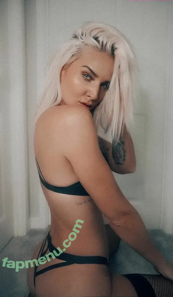Layla Raider nude photo #0003 (indianathegirl / laylaraider)