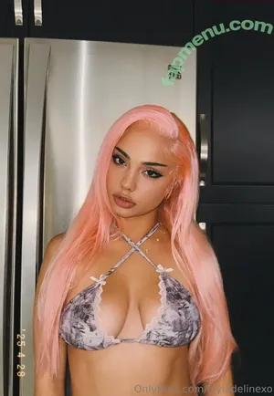 layladelinexo / layladelinex nude photo #0006