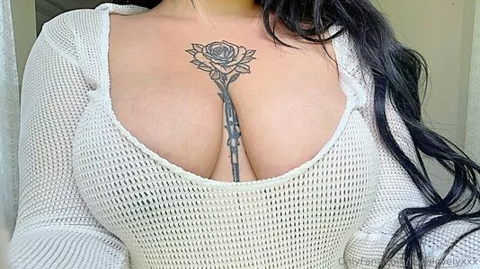 laylalovelyxxx / layla_lovely57 nude photo #1619