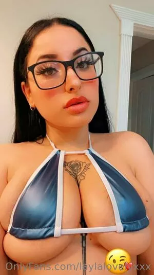 laylalovelyxxx / layla_lovely57 nude photo #1825