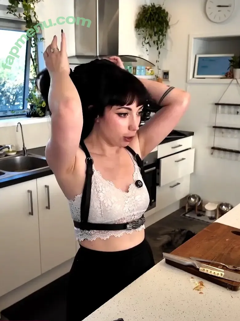 Layna Lazar nude photo #0300 (LaynaLazar)