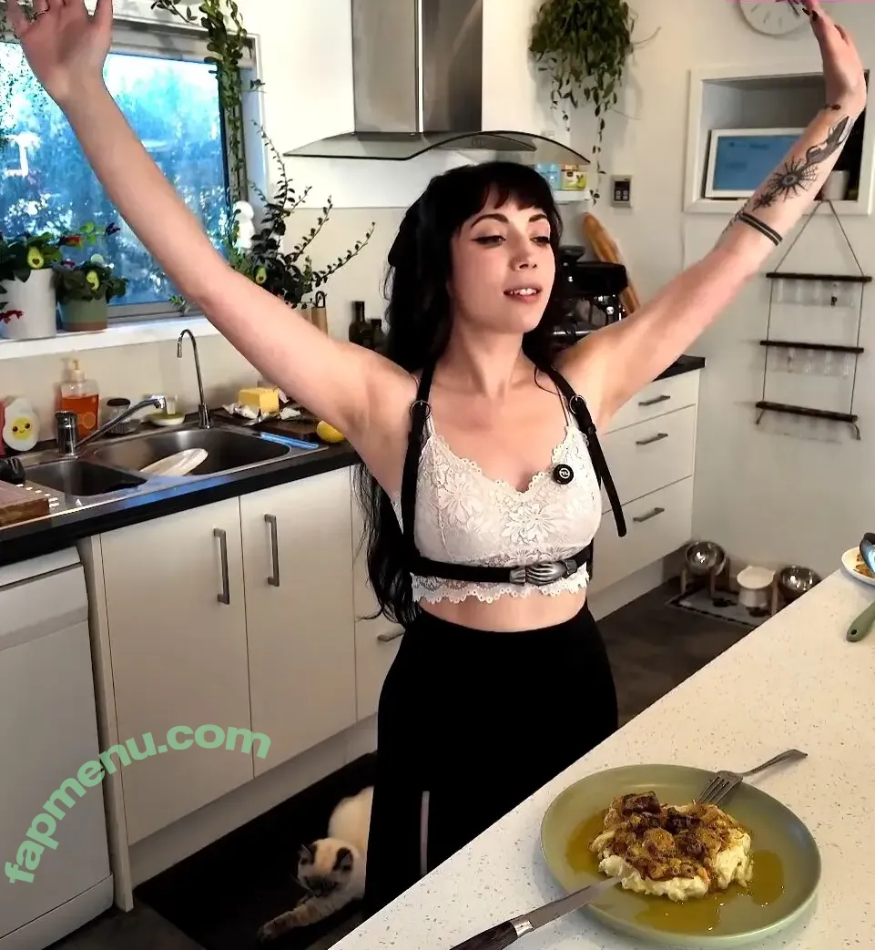 Layna Lazar nude photo #0305 (LaynaLazar)