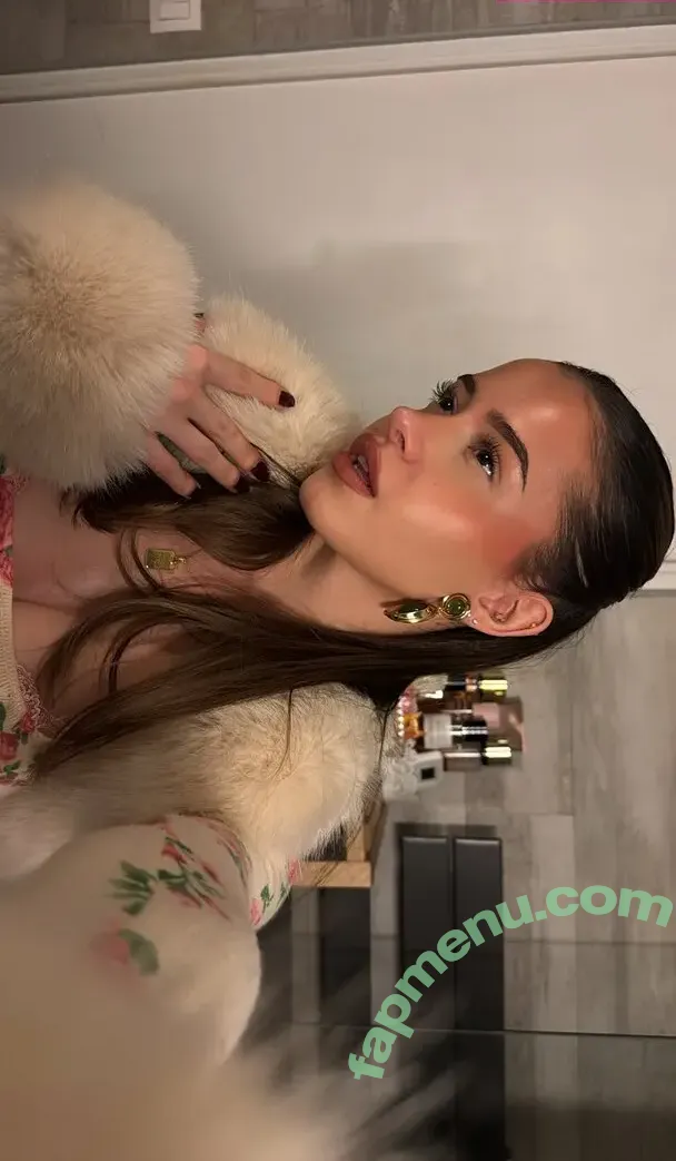 Lea Elui nude photo #0993 (LeaElui)