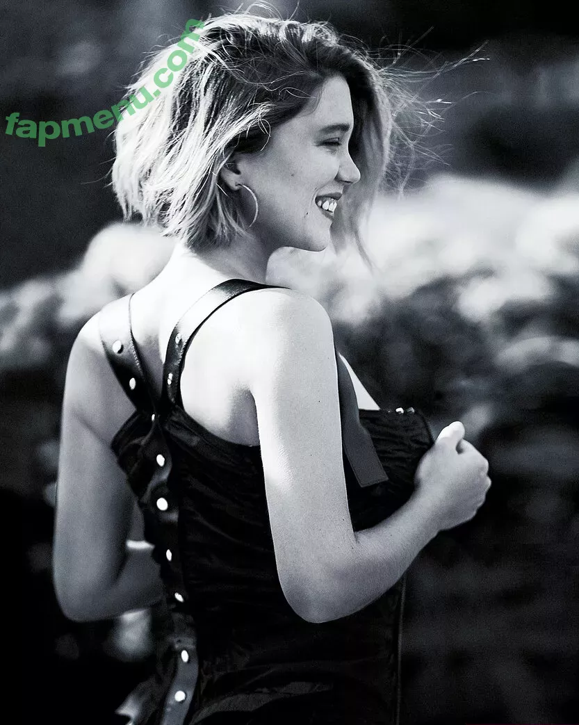 Lea Seydoux nude photo #0095 (leaseydouxfr)